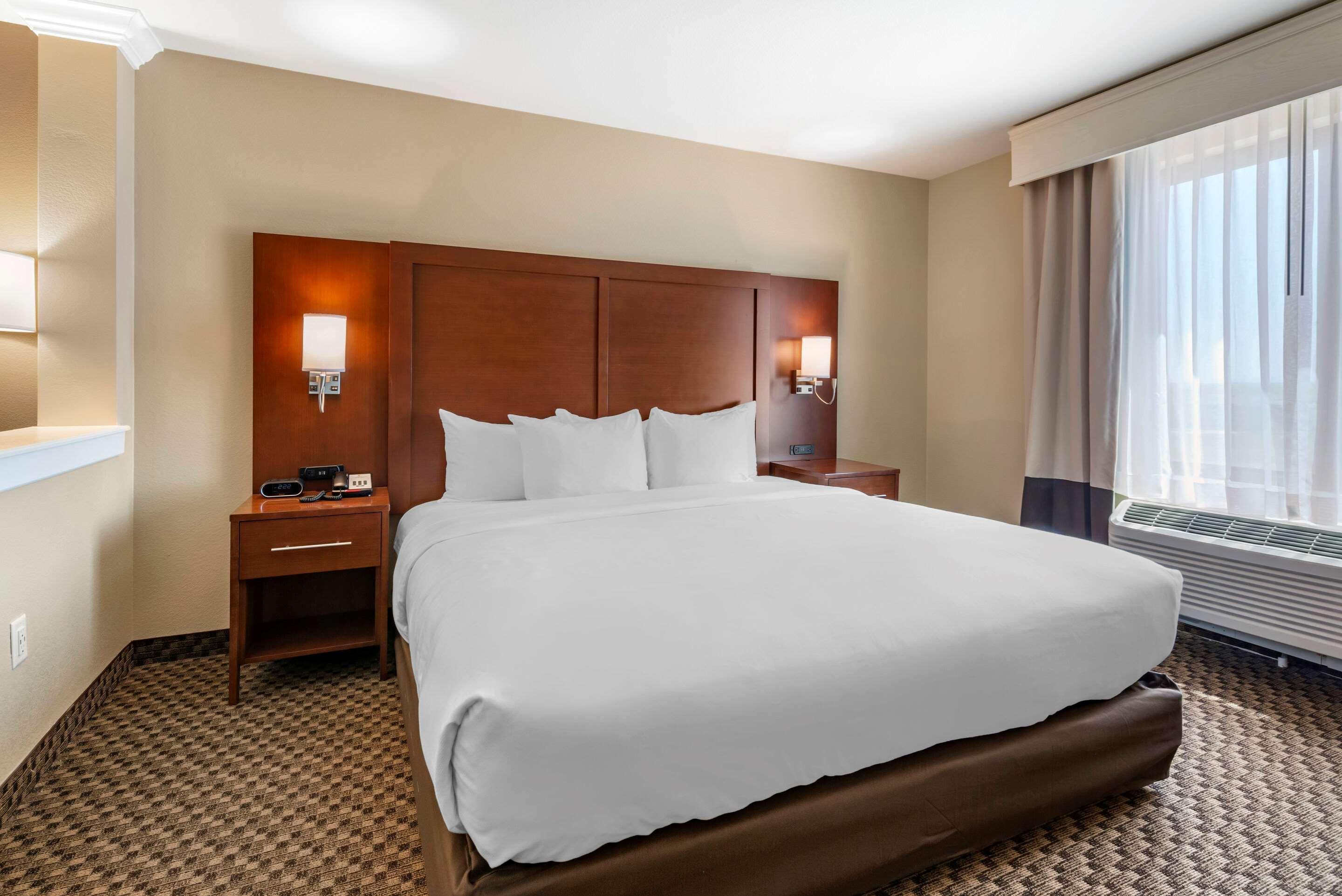 Comfort Suites Broomfield-Boulder-Interlocken Exteriör bild
